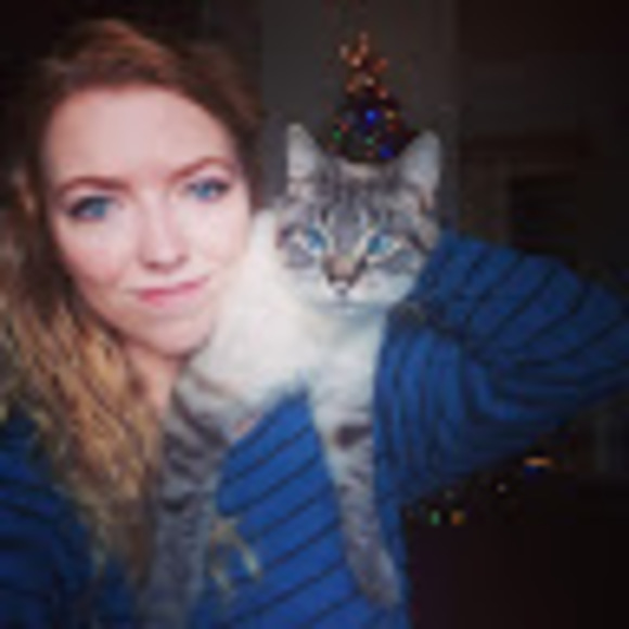 Meet your Posher, Ash - Picture 1 of 1